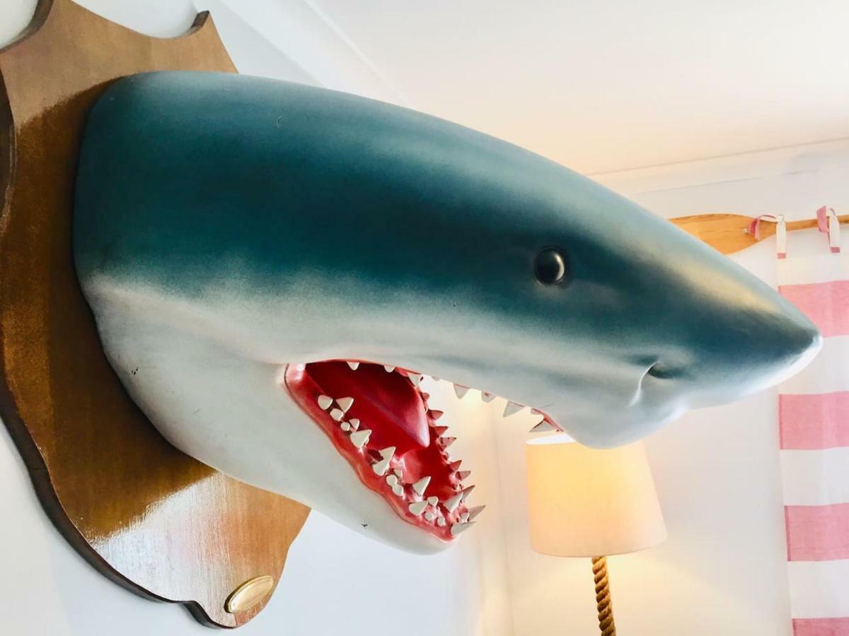 Bigboss Sharko - 400M From The Beach เปนิช ภายนอก รูปภาพ